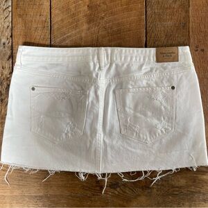 Abercrombie and Fitch Distressed White Denim Mini Skirt 10